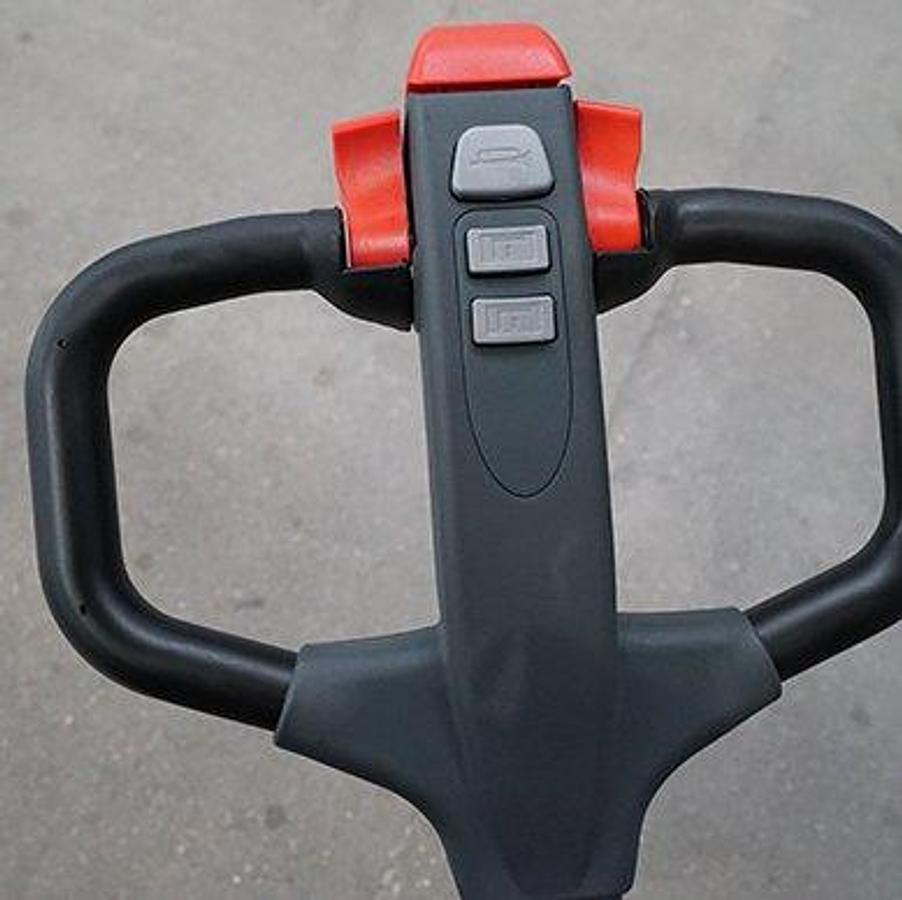 Monomast electric stacker - Light-duty - Low cost operation.