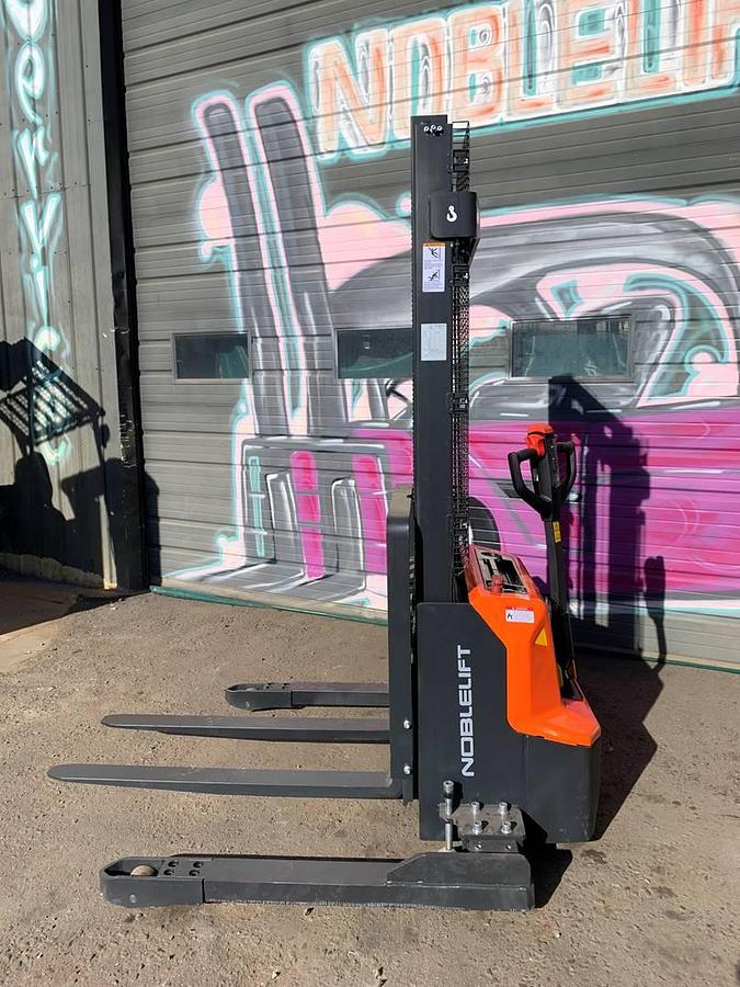 2022 Noblelift PSE26NSL
