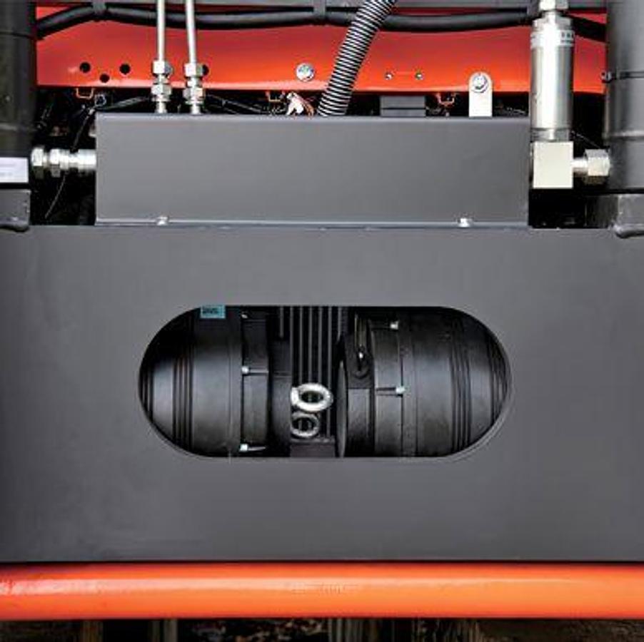 Lithium powered heavy duty electric forklifts - Exceptional performance - Indoor & Outdoor.