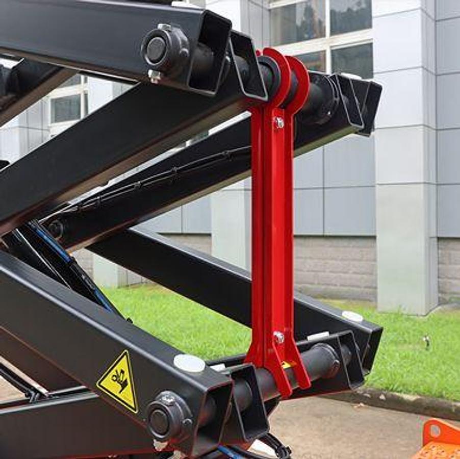 Electric self-propelled scissor lifts - Proven performance - Safe.SCISSOR LIFTS Self-propelled electric