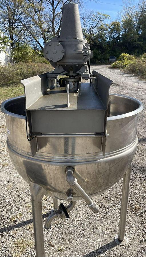Used GROEN STAINLESS STEEL KETTLE, USED, APPROX 80 GAL. WITH TOP GEAR REDUCED MASTER  MOTOR