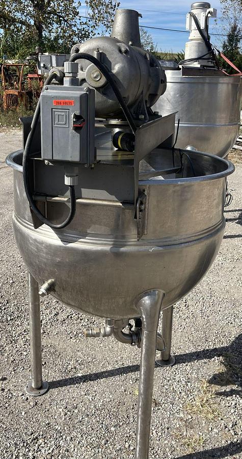 Used GROEN STAINLESS STEEL KETTLE, USED, APPROX 80 GAL. WITH TOP GEAR REDUCED MASTER  MOTOR