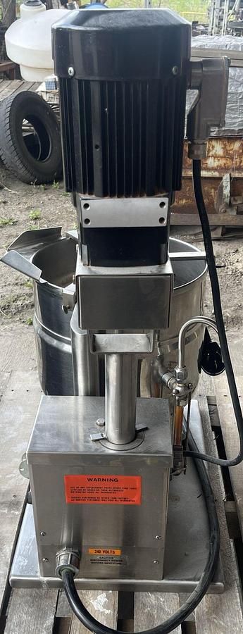 Used Groen Model TDB/7-20: Serial # 126191 5 Gallon Capacity Fudge Mixer