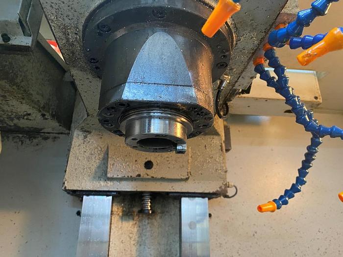 Used 1999 Bridgeport VMC 600/22 Digital Machining Center