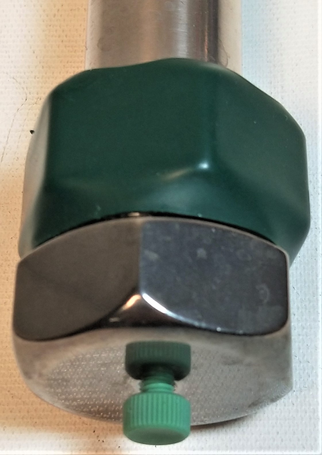 Used Vydac 218TP1022 C18 Preparative HPLC Column - 25 cm × 22 mm x 10µm