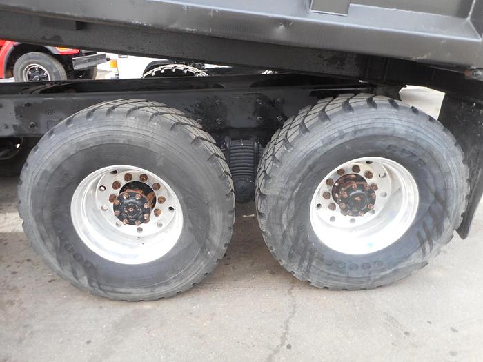 Used 2004 Mack Granite CV-713- Stock #: 4780B