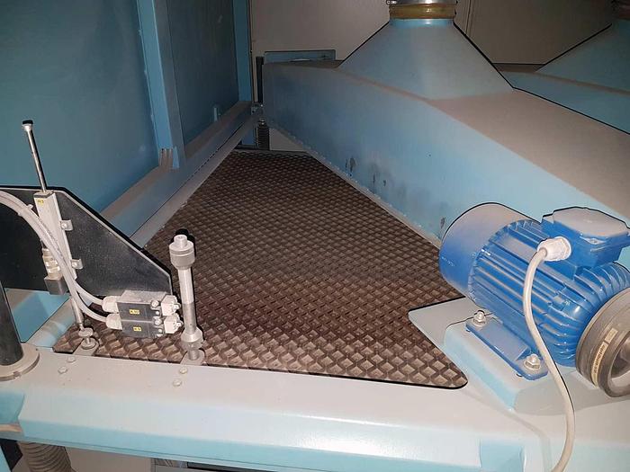 Used 2002 Wikoma SP-3 Brushing machine