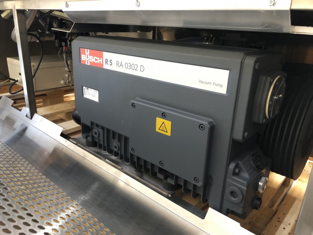 Used Boss Titan-X 950 vacuum machine