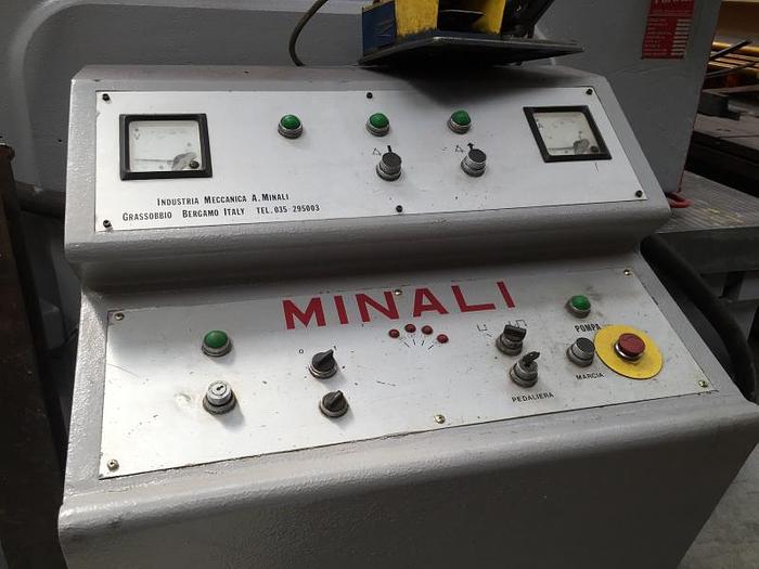 Usato CESOIA MINALI IDRAULICA 3000X6