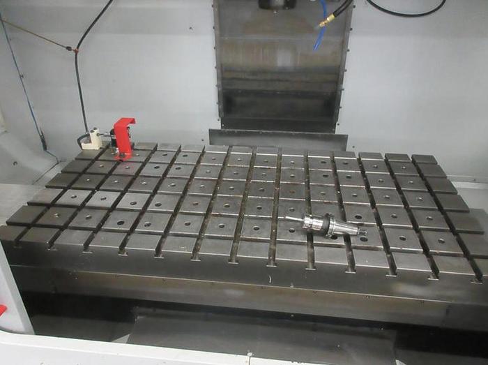 Used 2005 HAAS VM-3 CNC Vertical Machining Center w 24+1 Side Mount Tool Changer, Haas Probing System w Tool Presetter & Part Probe