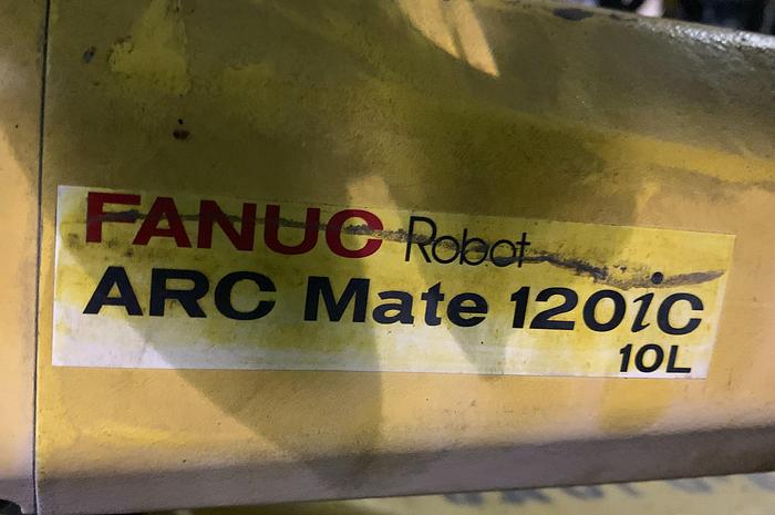 Used FANUC ARCMATE 120iC/10L 6 AXIS CNC MIG WELDING ROBOT WITH R30iA CONTROLLER