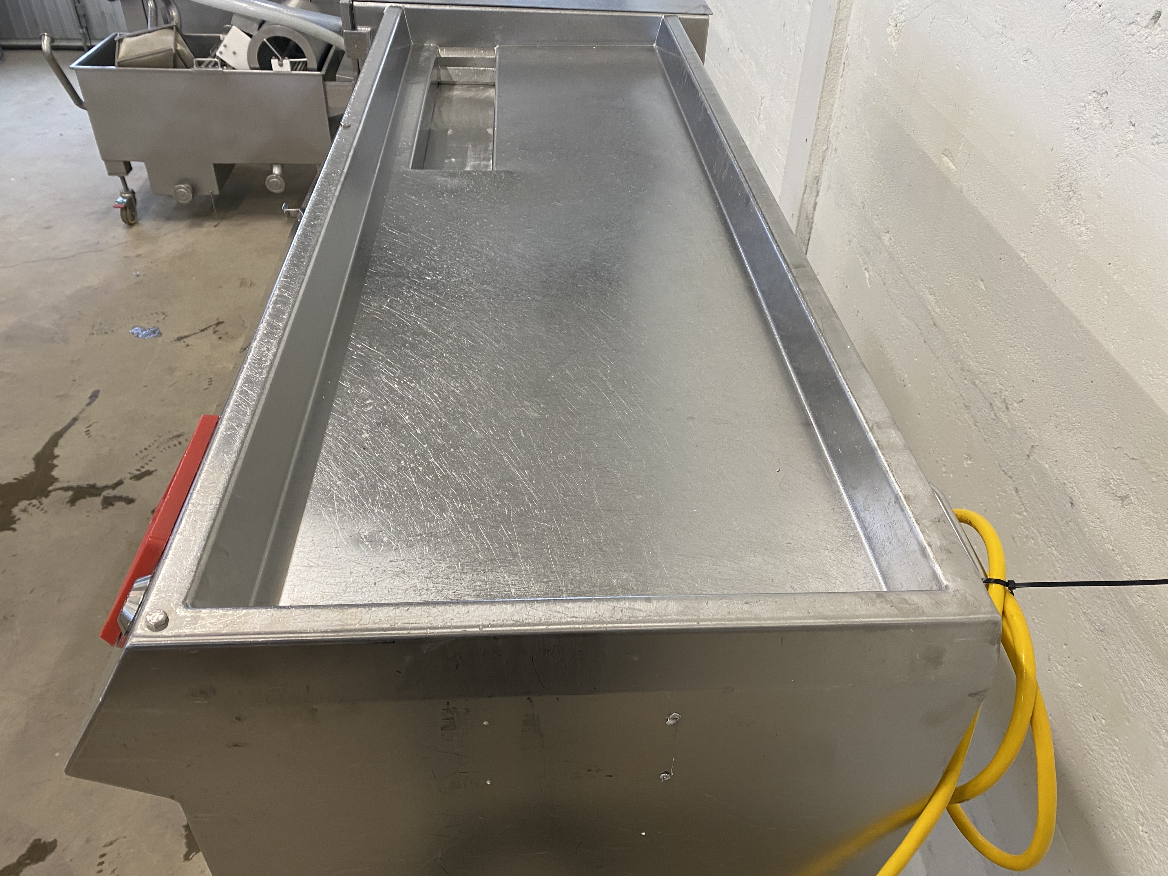 Begagnad 2001 Holac Cubix 100