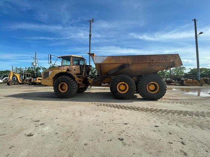 Used 2007 VOLVO A40D OFF ROAD HAUL TRUCK