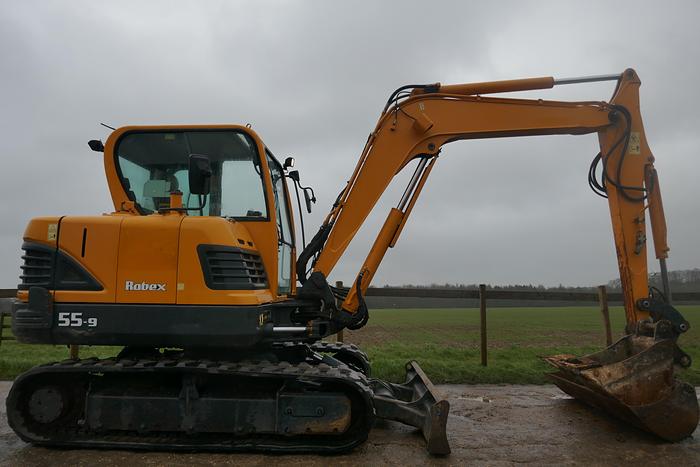 Used 2013 HYUNDAI ROBEX55-9
