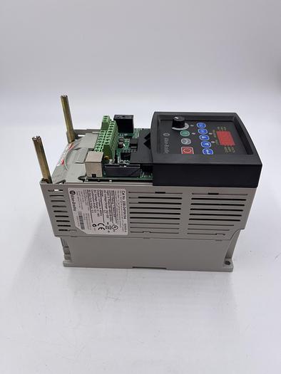 Used ALLEN-BRADLEY 22B-D4P0N104 Ser A