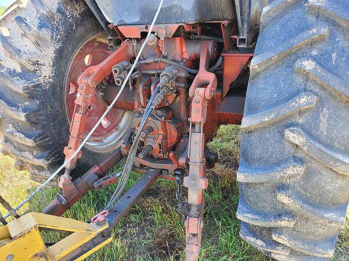 Used 1980 International 1086 Tractor