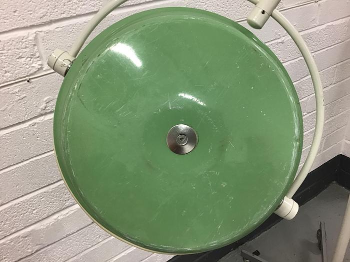 Used Hanaulux mobile operating light Oslo