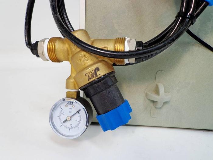 Used Customised Millipore Milli-Q Academic Water Purifier.