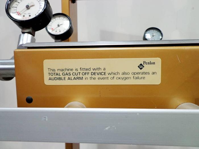Used Penlon MRI IM 500 CO2/N2O Anaesthetic Regulator.