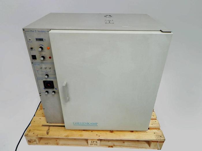 Used Gallenkamp Plus ll Incubator, IP150.DTI.C.