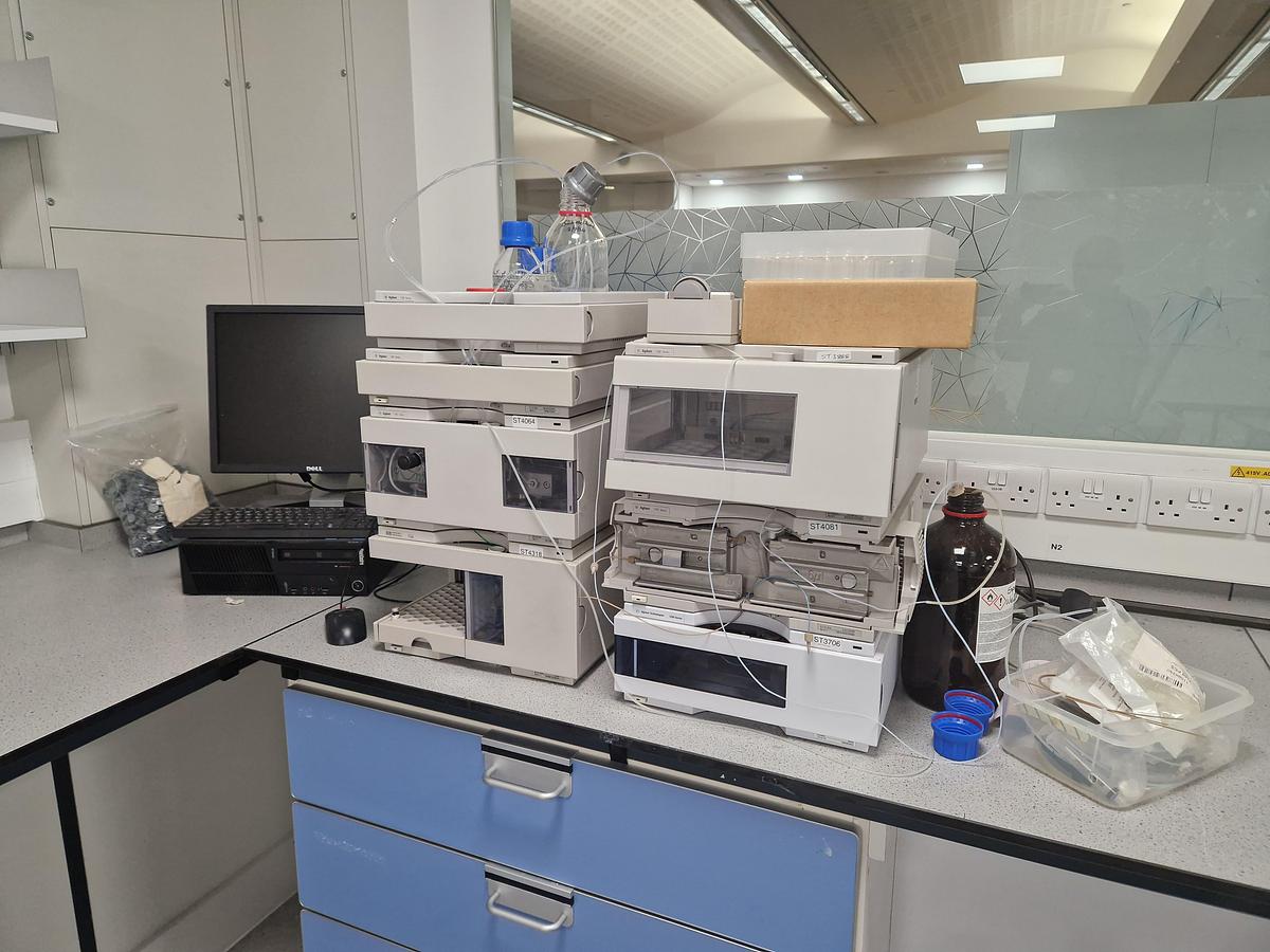 Used Agilent Technologies HPLC 1100 & 1200