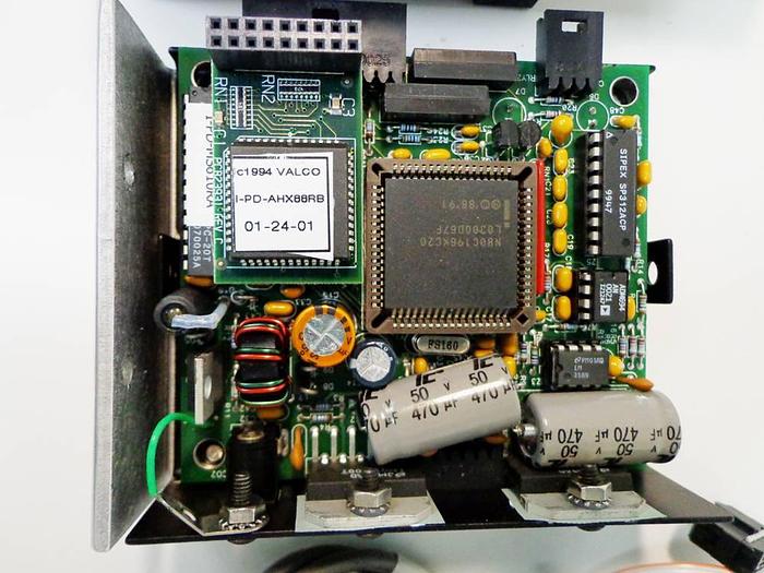 Used Vici Valco Instruments Modular Universal Valve/Actuator, Model EHMA, with Actuator Control Module.