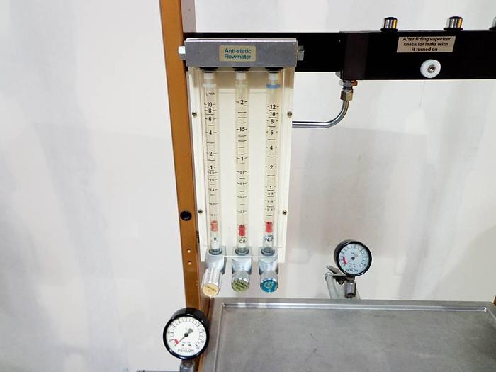 Used Penlon MRI IM 500 CO2/N2O Anaesthetic Regulator.