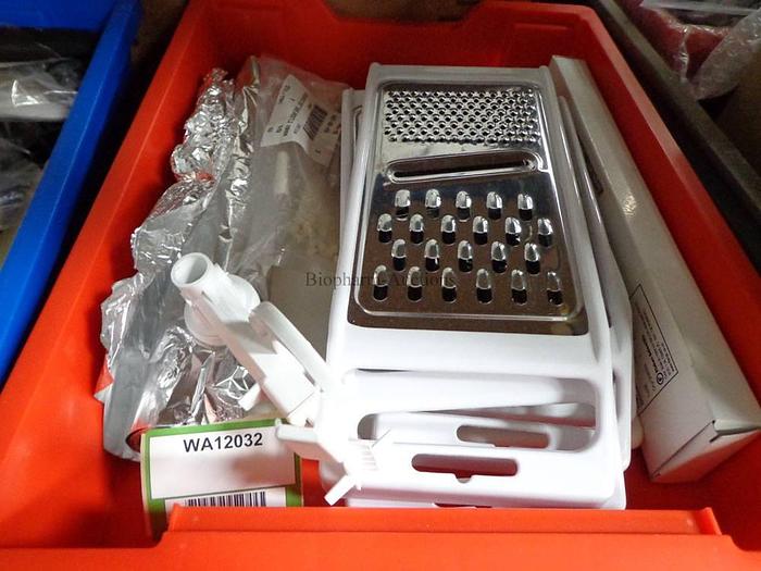 Used Selection of classroom laboratory items