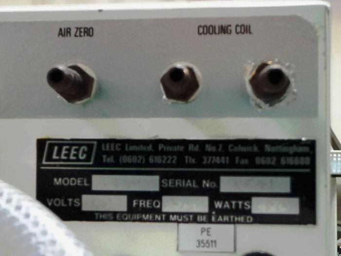 Used Leec MKll Proportional Temperature Control CO2 Incubator.