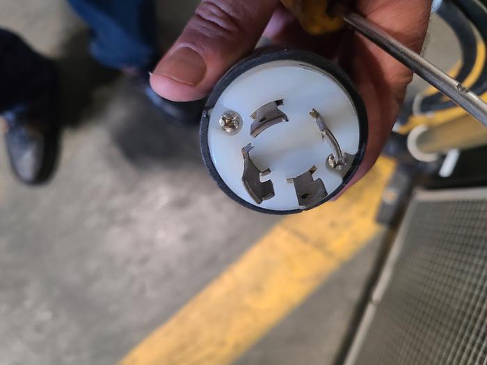 Used Dimplex Thermal Solutions Chiller