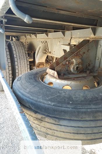Used 1993 SCANIA P93 H 250 6X2 air con flatbed truck