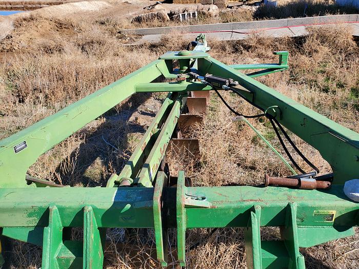 Used John Deere 965 Switch Plow - 8 Bottom