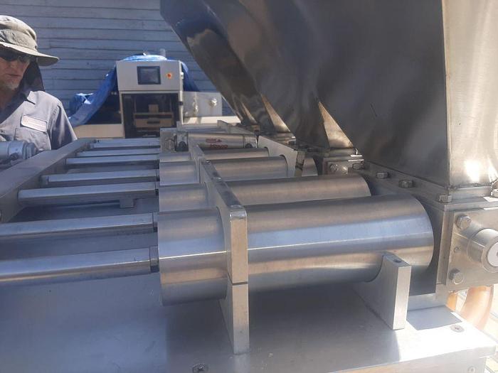 Used Filler, Piston, 8-Head, S/st, Inline, 16 Ounces #S744549