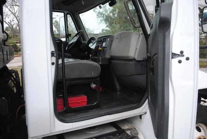 Used Altec LS63 on 2015 International 4300 SBA 4x2 Reg Cab Flatbed Truck - M37501