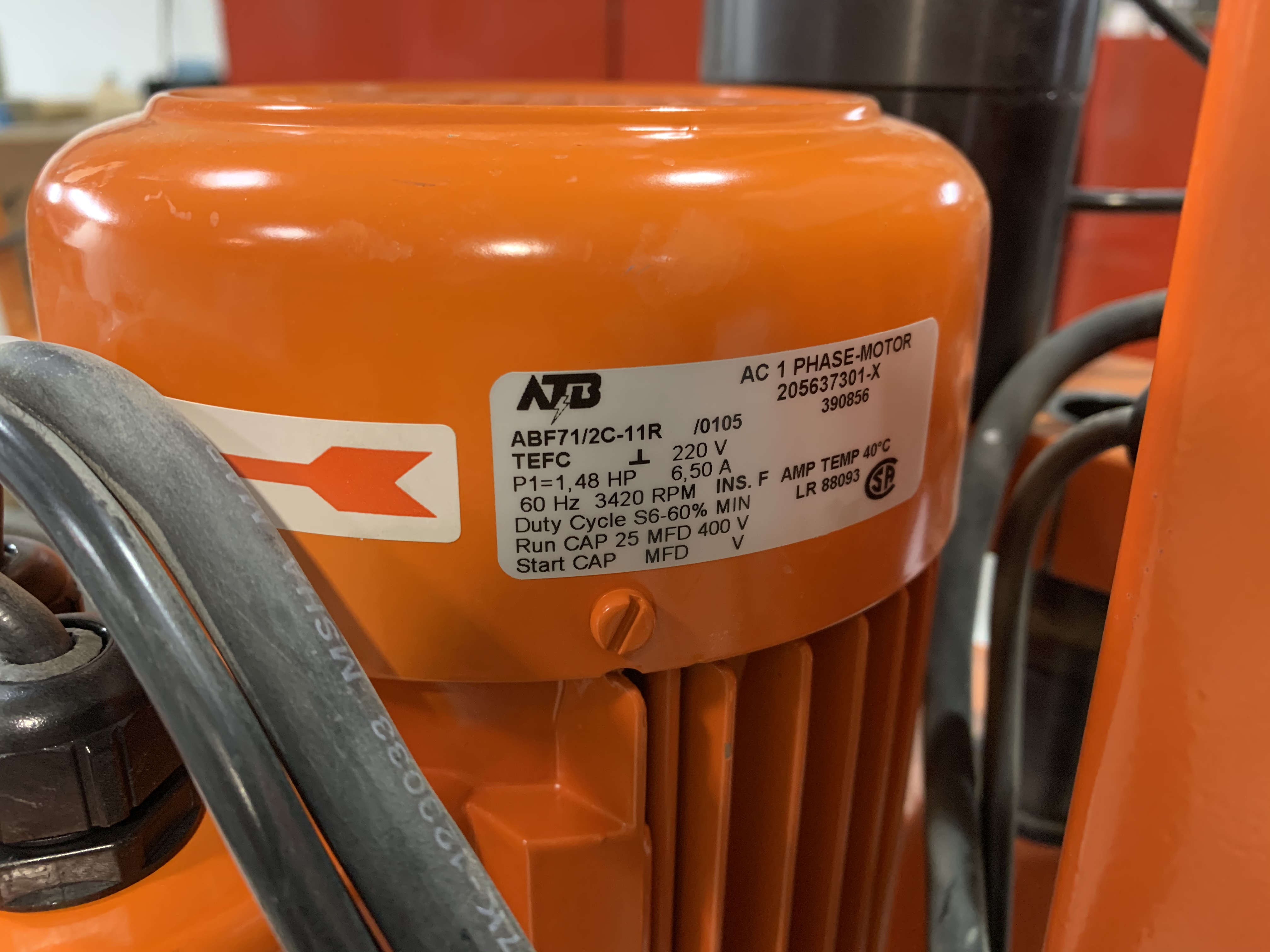 Used 2006 Blum Minipress CA Hinge machine drilling