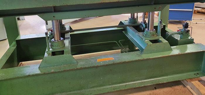 Used 1979 OTT  Veneer press  JU 65