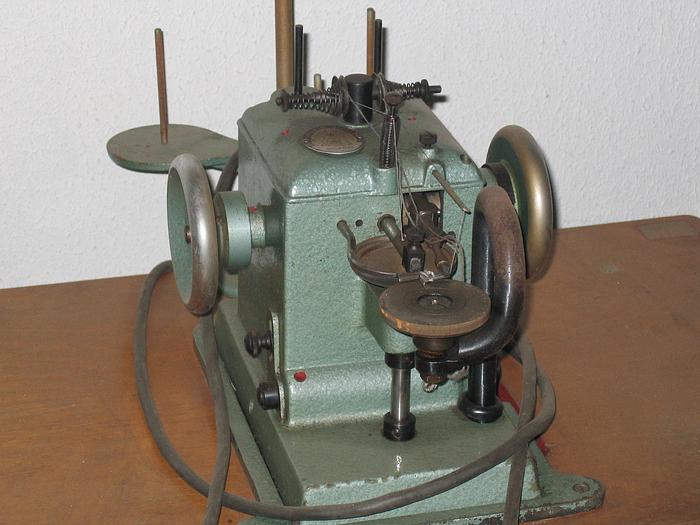 Gebraucht Pelznähmaschine RIMOLDI Kl.