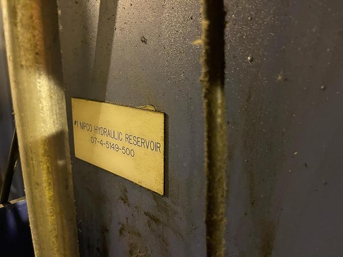 Used MOBIL HYDRAULIC OIL GEAR