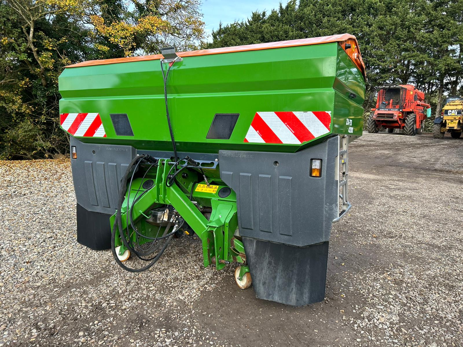 Used Amazone ZA-TS Profis Hydro Fertiliser Spreader