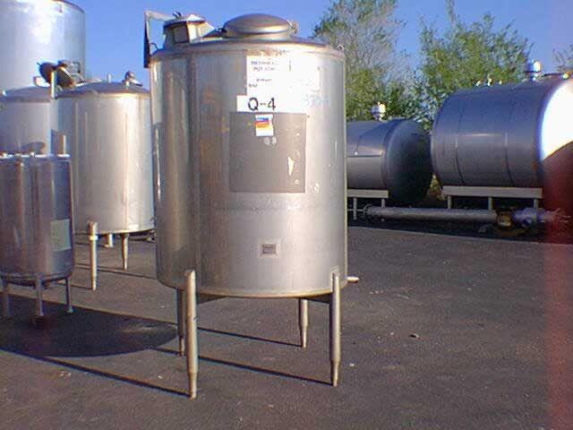 Usado 500 GALLON CIP TANK.  METAL CRAFT MODEL 500 GAL. SERIAL 8339-4