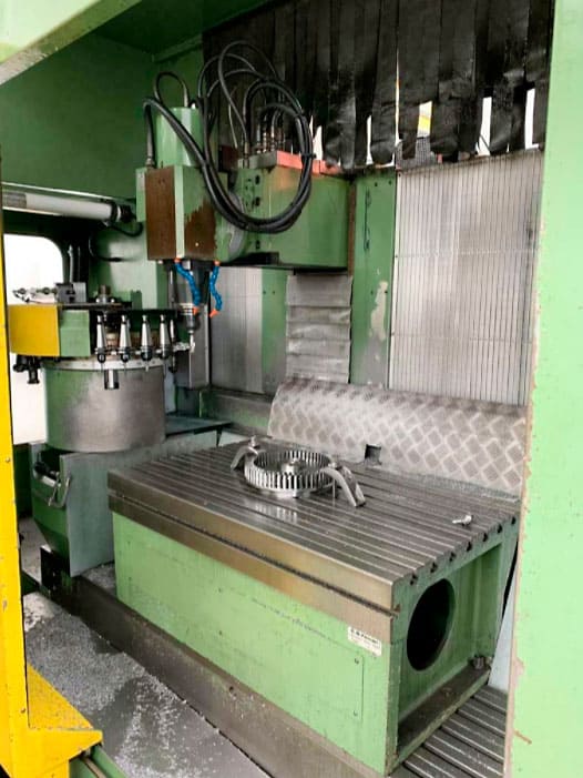 Used C.B Ferrari B17 - CNC Machining centers vertical - 1999