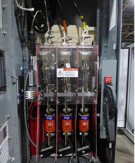 Used ALLEN BRADLEY CENTERLINE 2100 INTELLICENTER MCC SECTION