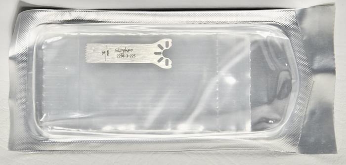 2296-003-225: STRYKER LONG MEDIUM AGGRESSIVE BLADE: 9.0 X 0.38 X 31.00MM)