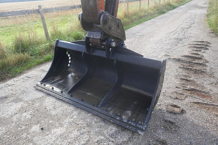 Used 2012 HITACHI ZX135US-3