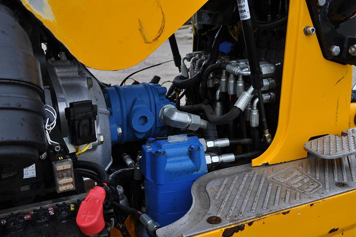 Used 2019 JCB 8008 CTS