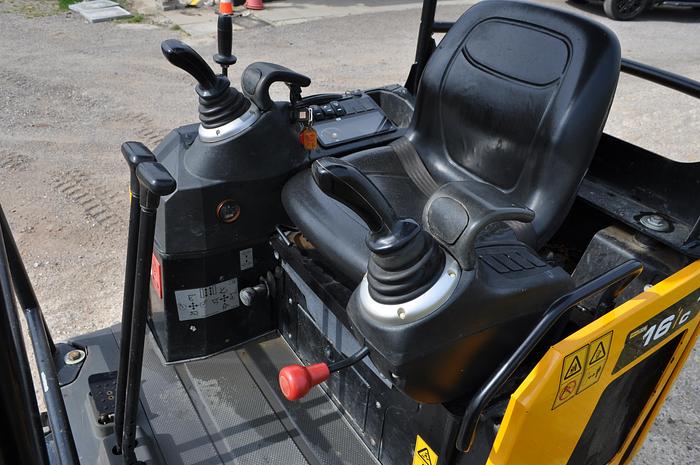 Used 2020 JCB 16C-1