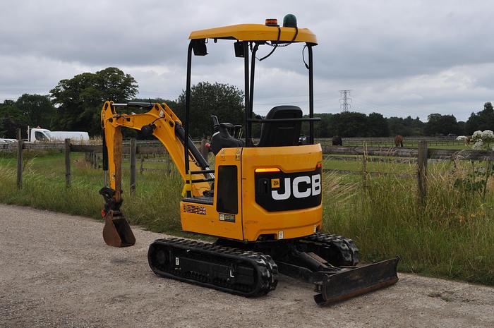 Used 2018 JCB 18Z-1