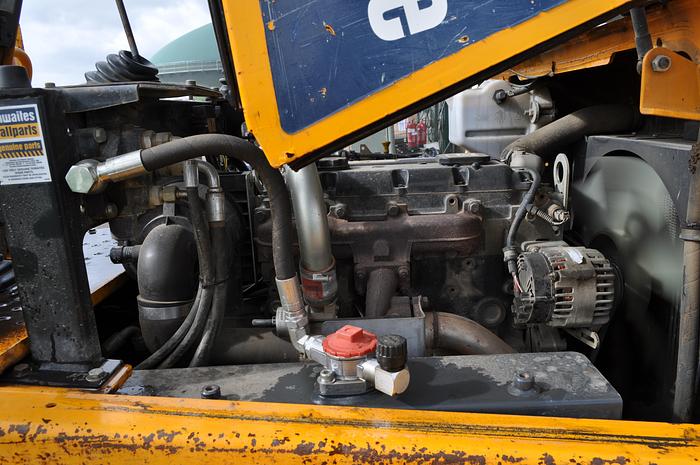 Used 2012 THWAITES 6 TONNE