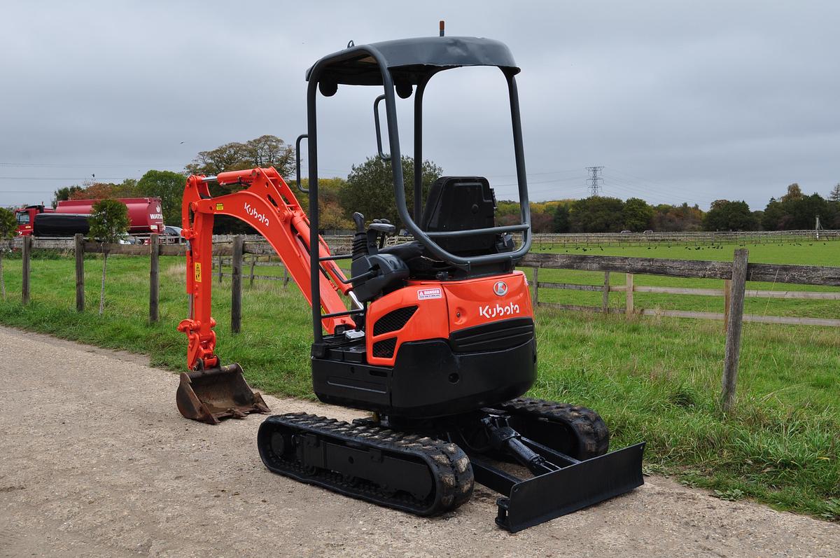 Used 2016 KUBOTA U17-3a