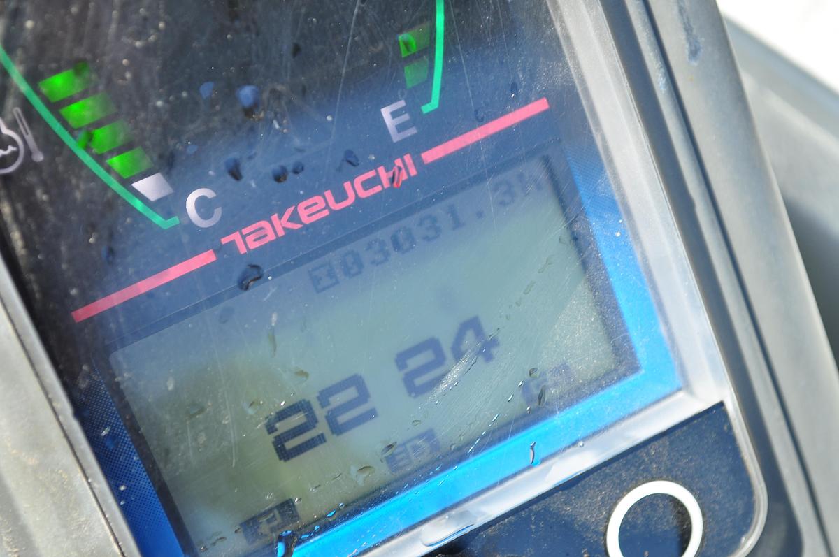 Used 2021 TAKEUCHI TB216